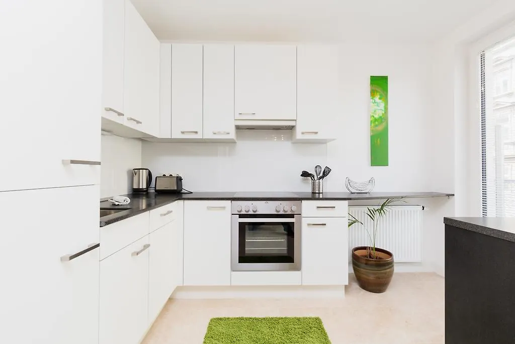 Rafael Kaiser - Paros Apartment Wien